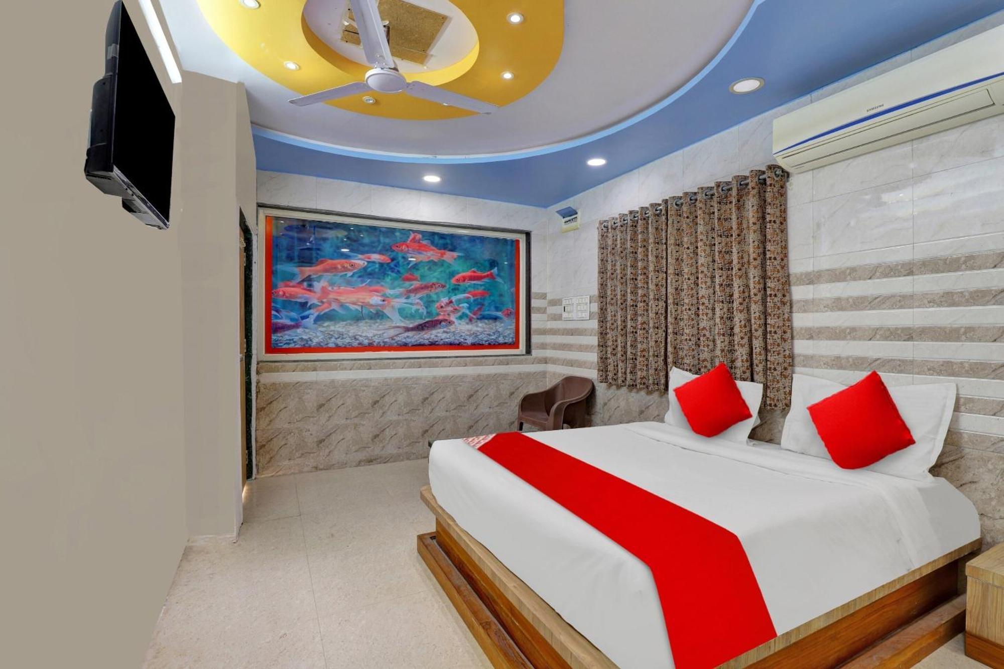 Pop Hotel Dk Guest House Amhedabad Dış mekan fotoğraf